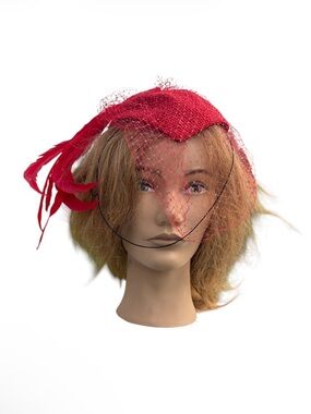 Vintage red veil woven straw jute fascinator hat with feathers & chin strap